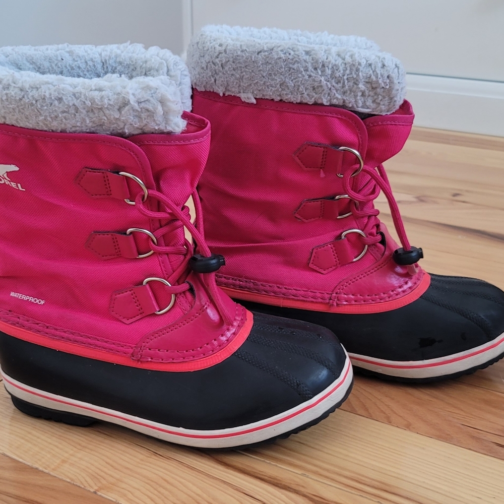 Sorel Youth Yoot Pac boots